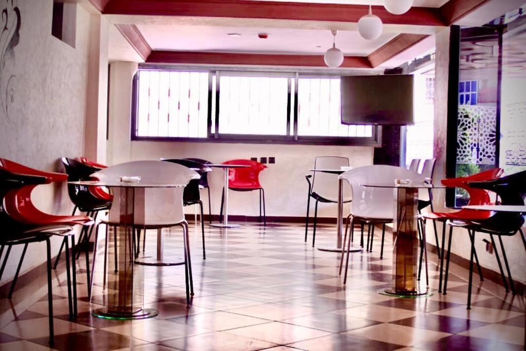 ZELLAKA hôtel&café Kourigha Kültér fotó